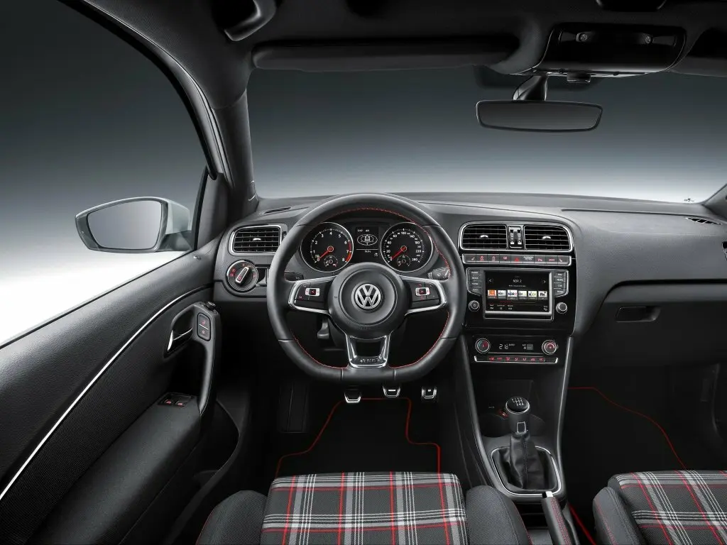 Volkswagen Polo GTI V Рестайлинг Хэтчбек 3 дв. — сүрөт 6