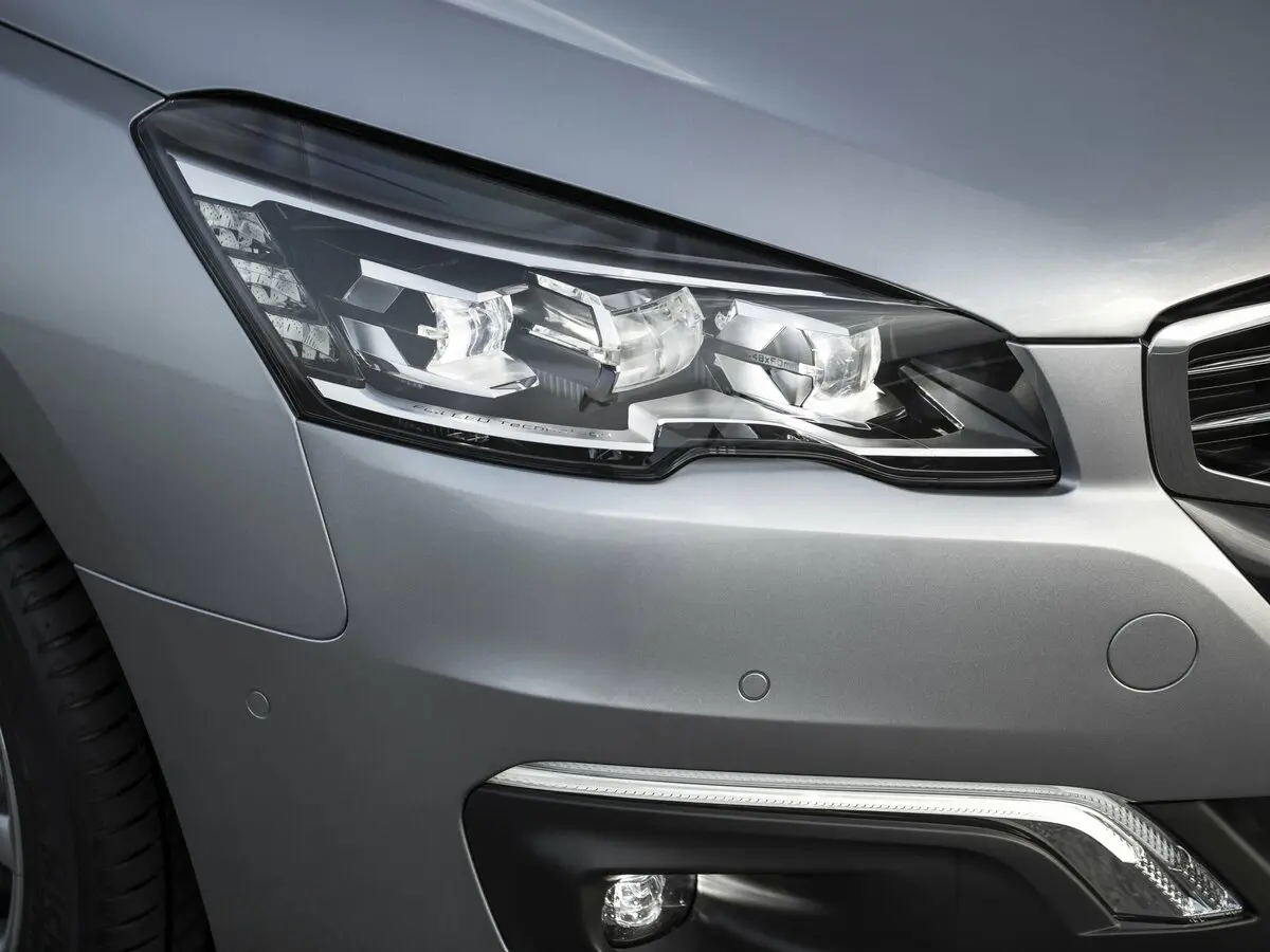 Peugeot 508 I Рестайлинг Универсал 5 дв. — сүрөт 12