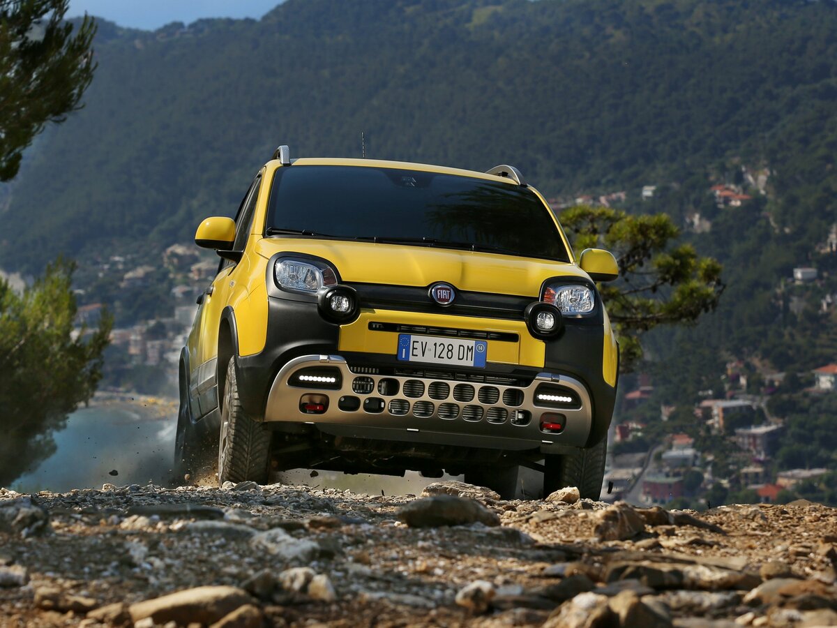 Fiat Panda III Хэтчбек 5 дв. Cross — фото 4