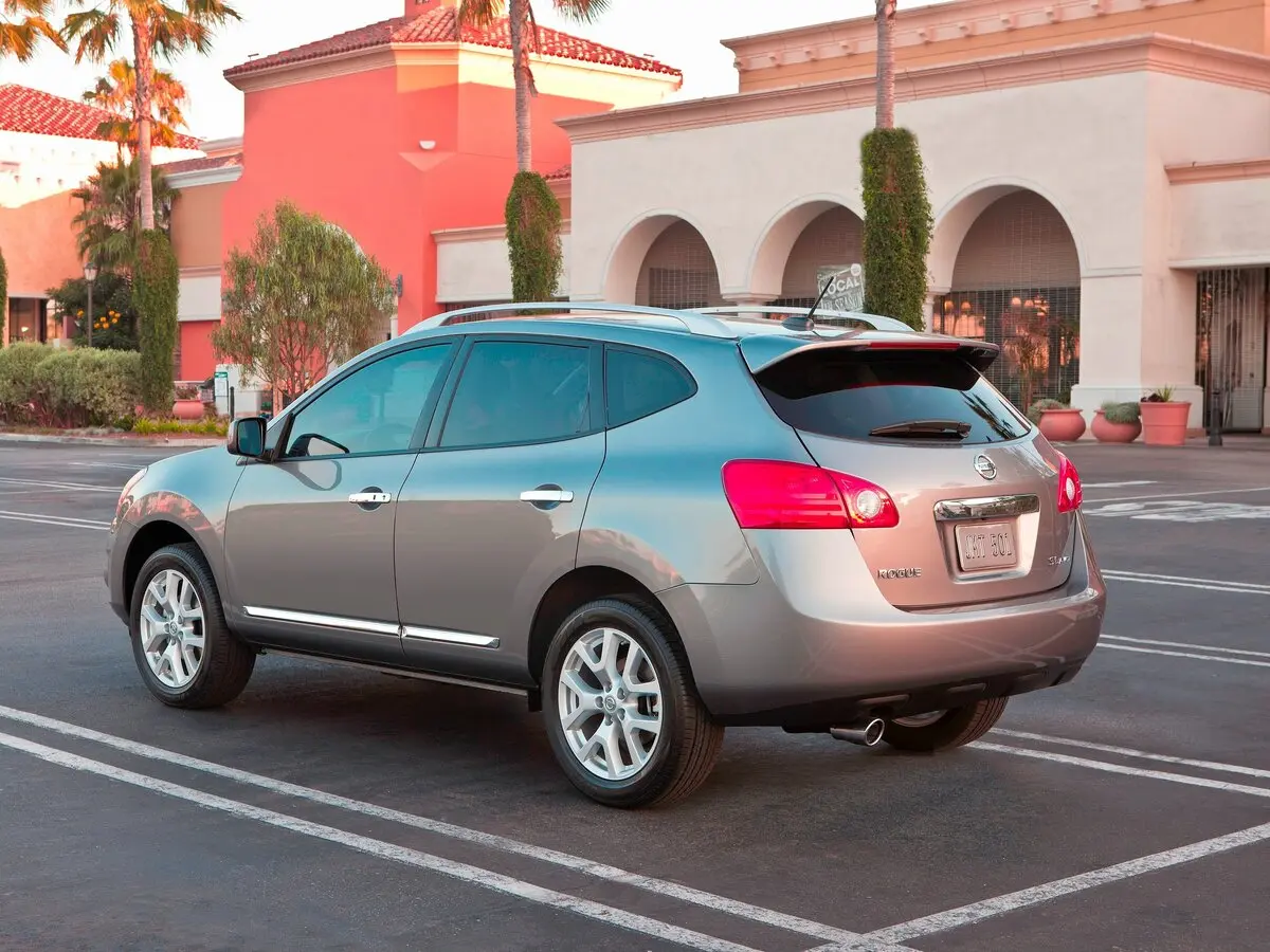 Nissan Rogue I Рестайлинг Внедорожник 5 дв. — сүрөт 3