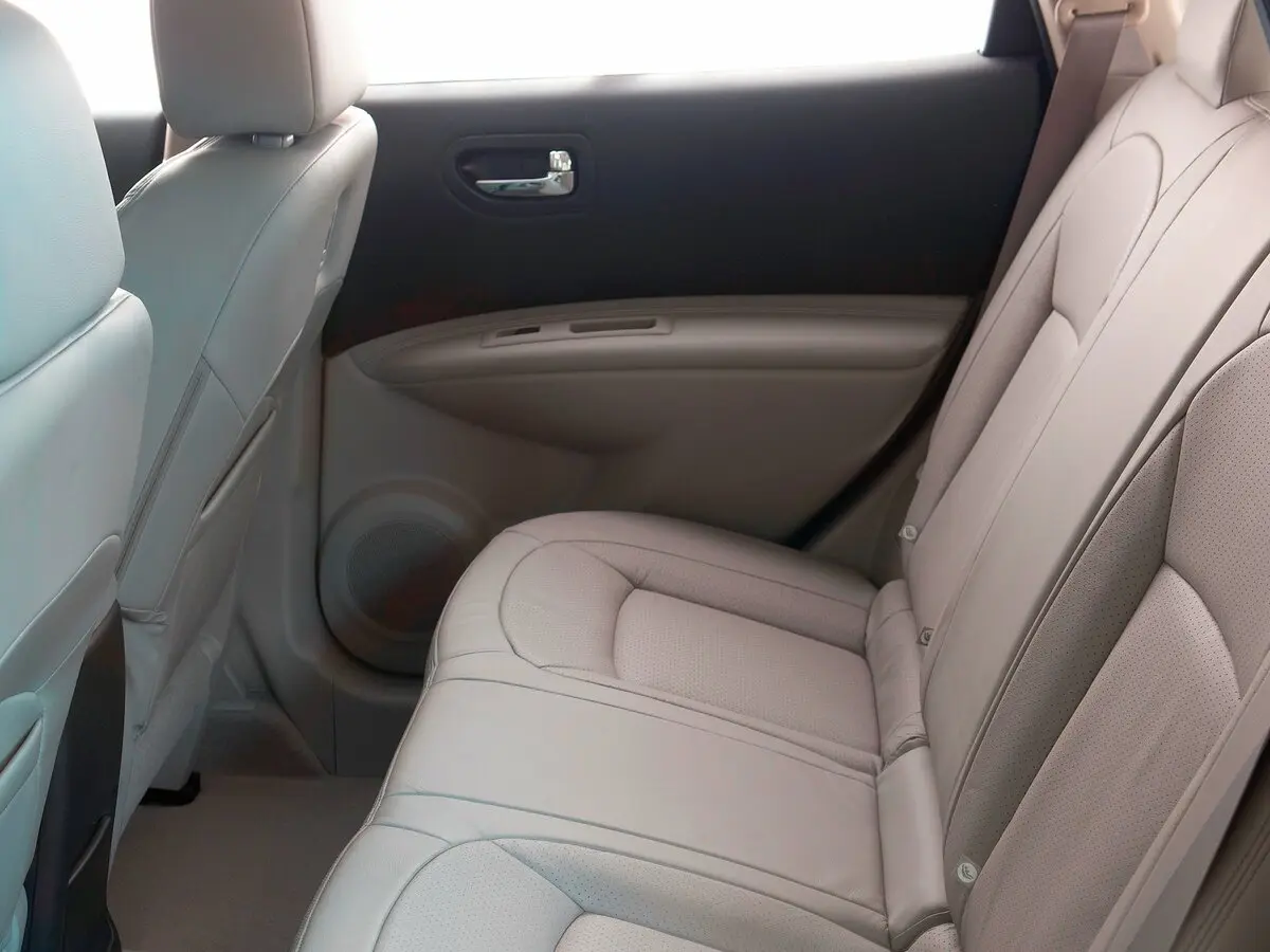 Nissan Rogue I Рестайлинг Внедорожник 5 дв. — сүрөт 7