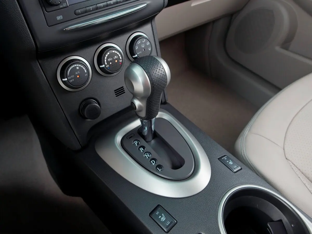Nissan Rogue I Рестайлинг Внедорожник 5 дв. — сүрөт 8