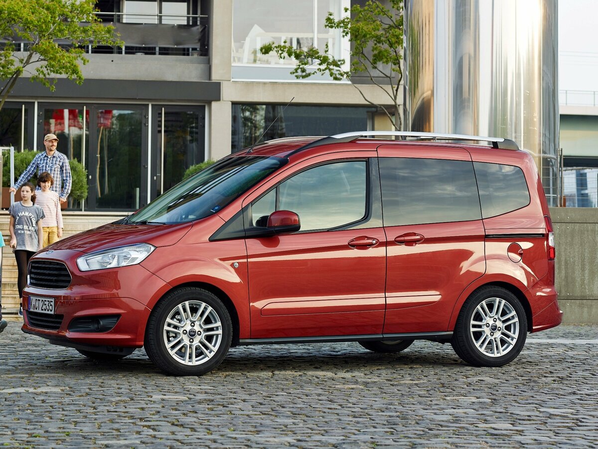 Ford Tourneo Courier I Компактвэн — фото 2