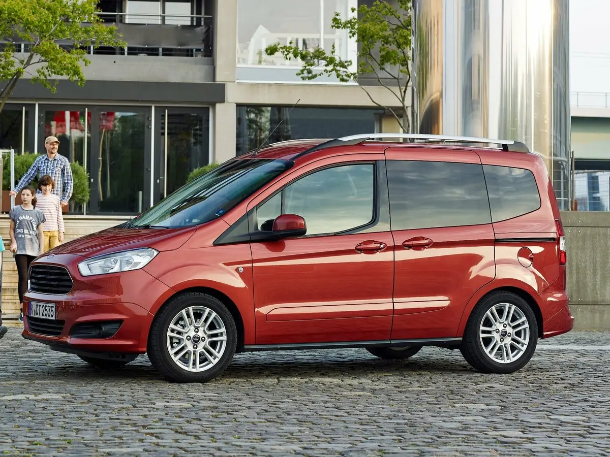 Ford Tourneo Courier I Компактвэн — photo 2