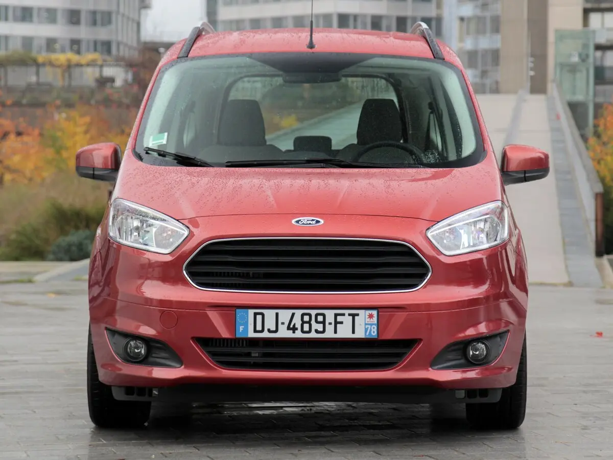 Ford Tourneo Courier I Компактвэн — photo 3