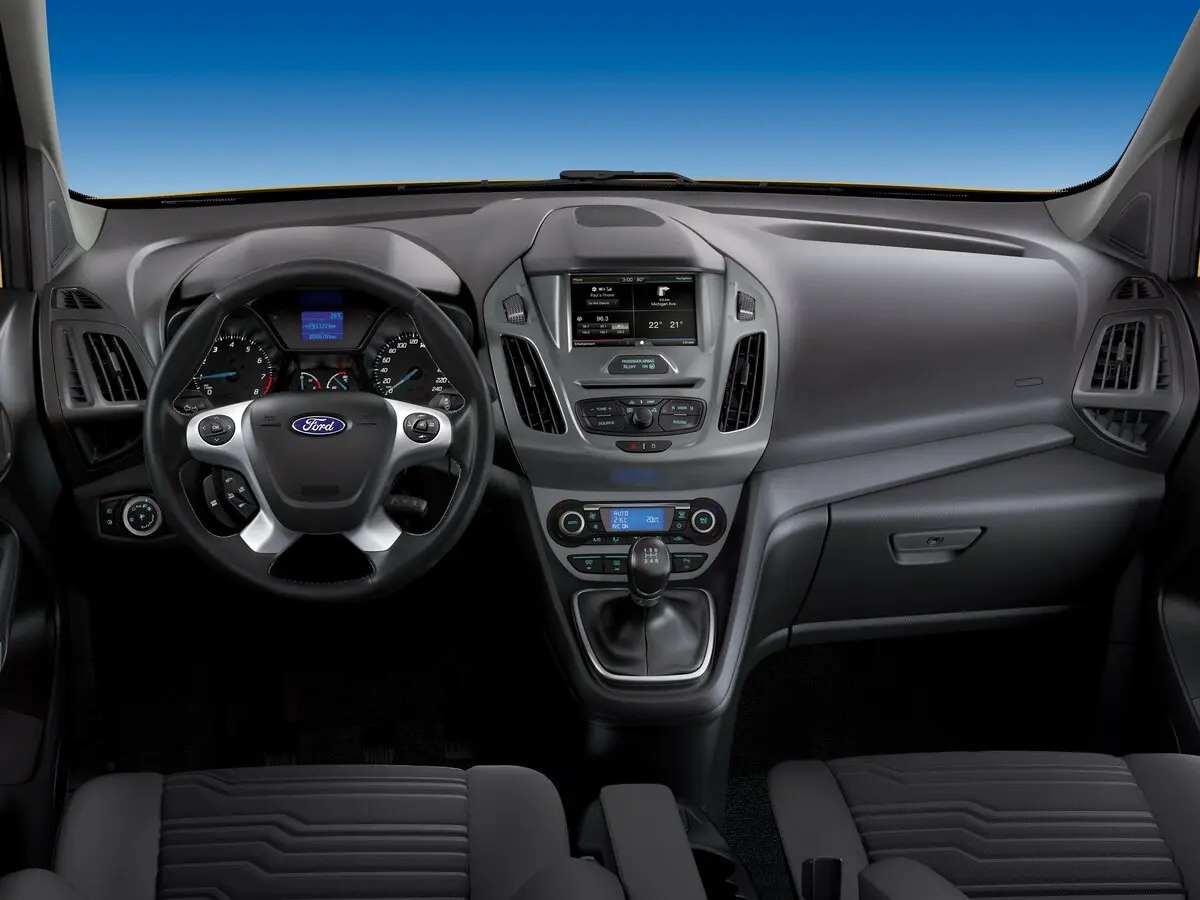 Ford Transit Connect II Фургон SWB — photo 5