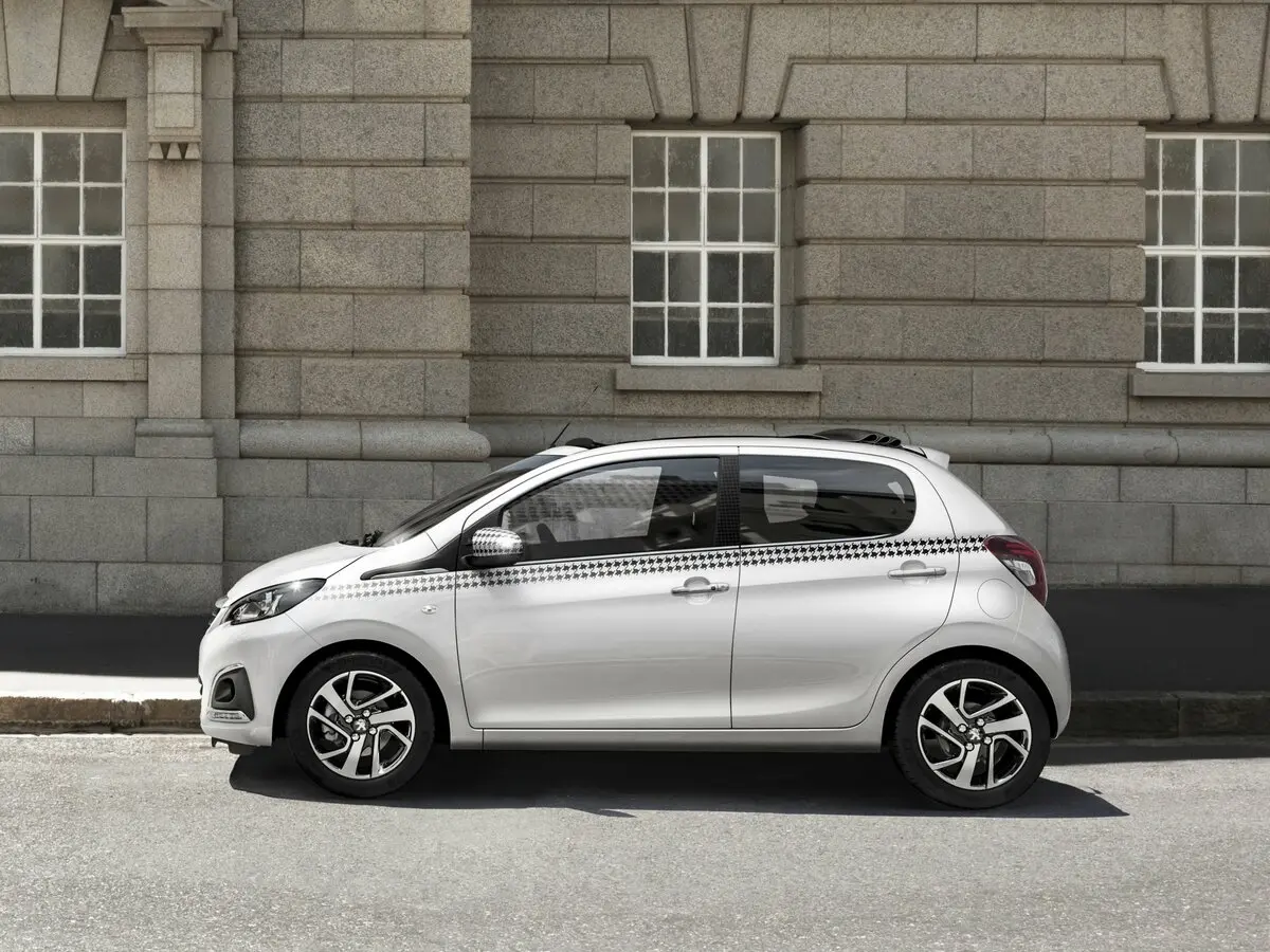 Peugeot 108 2014 – 2021 Хэтчбек 5 дв. — сүрөт 2