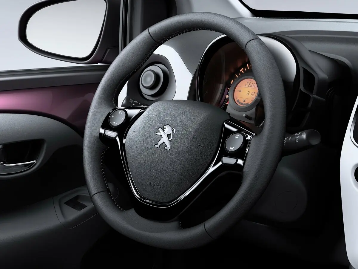 Peugeot 108 2014 – 2021 Хэтчбек 5 дв. — сүрөт 8