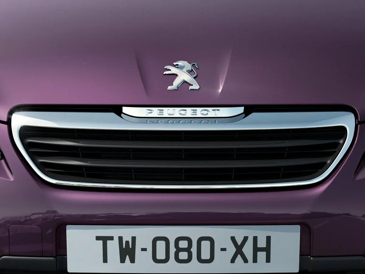 Peugeot 108 2014 – 2021 Хэтчбек 5 дв. — сүрөт 15