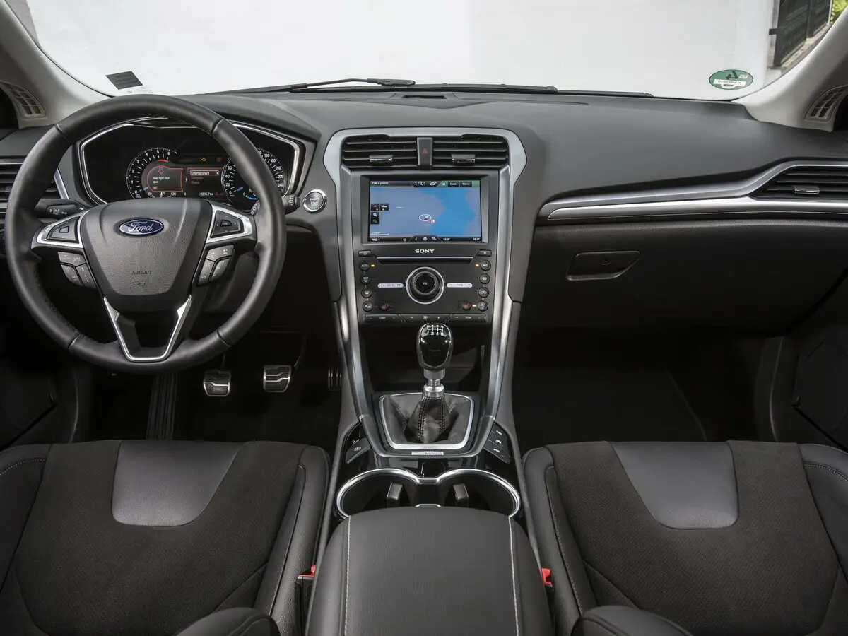 Ford Mondeo V Лифтбек — фото 6