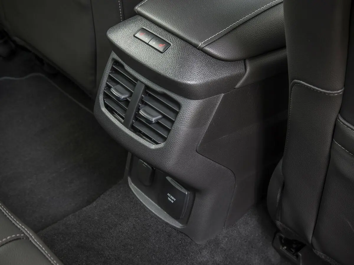 Ford Mondeo V Лифтбек — фото 15