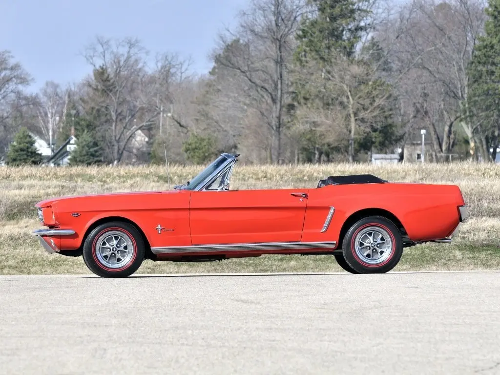 Ford Mustang I Кабриолет — сүрөт 2