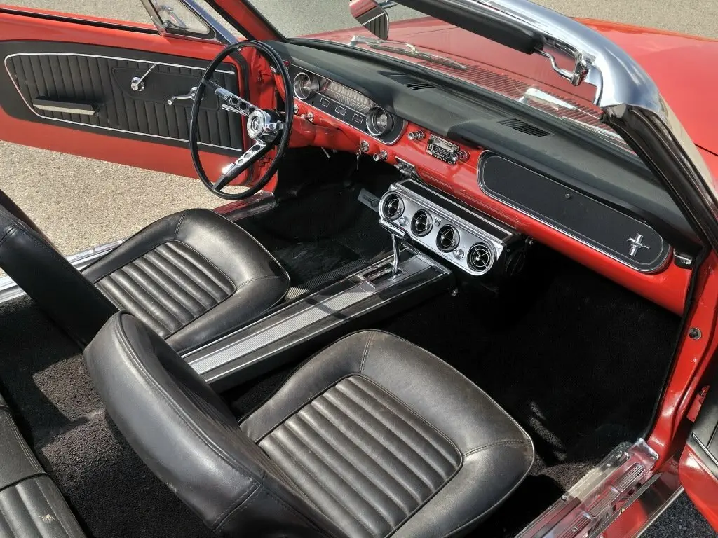 Ford Mustang I Кабриолет — сүрөт 4