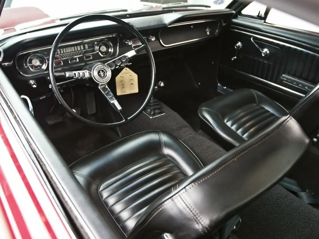 Ford Mustang I Хэтчбек 3 дв. — сүрөт 5