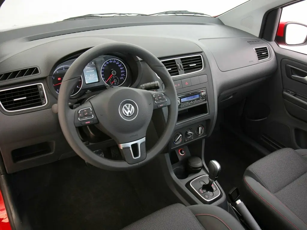 Volkswagen Fox II Рестайлинг Хэтчбек 5 дв. — 照片 7