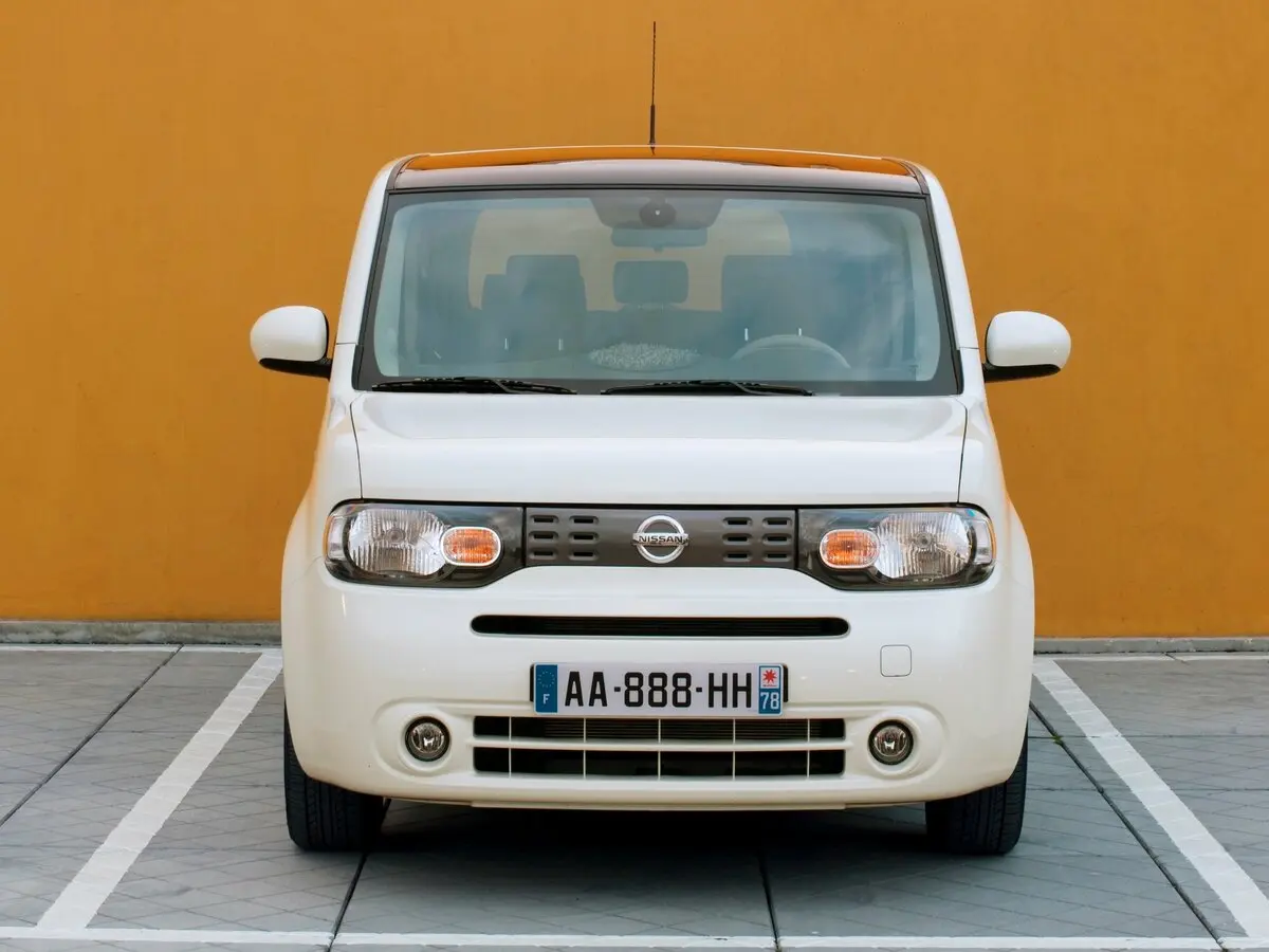 Nissan Cube III (Z12) Компактвэн — фото 3
