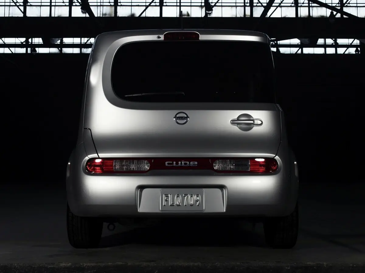 Nissan Cube III (Z12) Компактвэн — фото 4