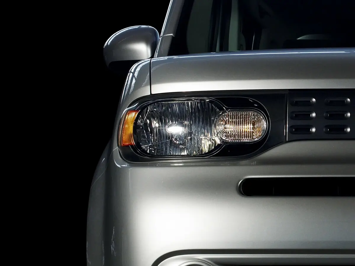 Nissan Cube III (Z12) Компактвэн — фото 15