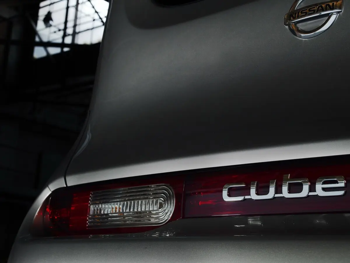 Nissan Cube III (Z12) Компактвэн — фото 16