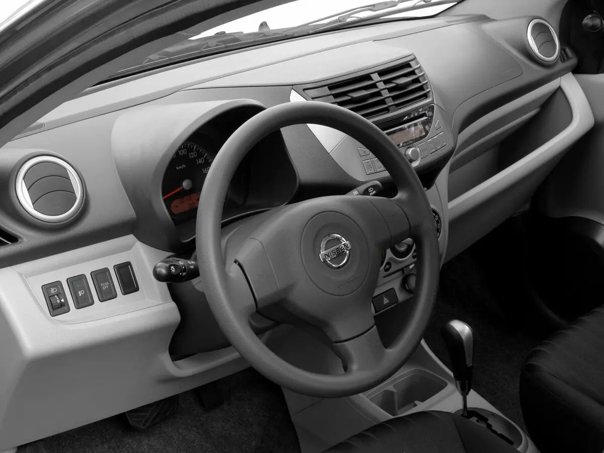Nissan Pixo I Хэтчбек 5 дв. — сүрөт 7