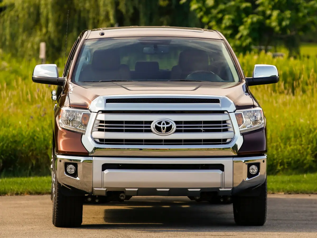 Toyota Tundra II Рестайлинг Пикап Двойная кабина CrewMax — photo 3