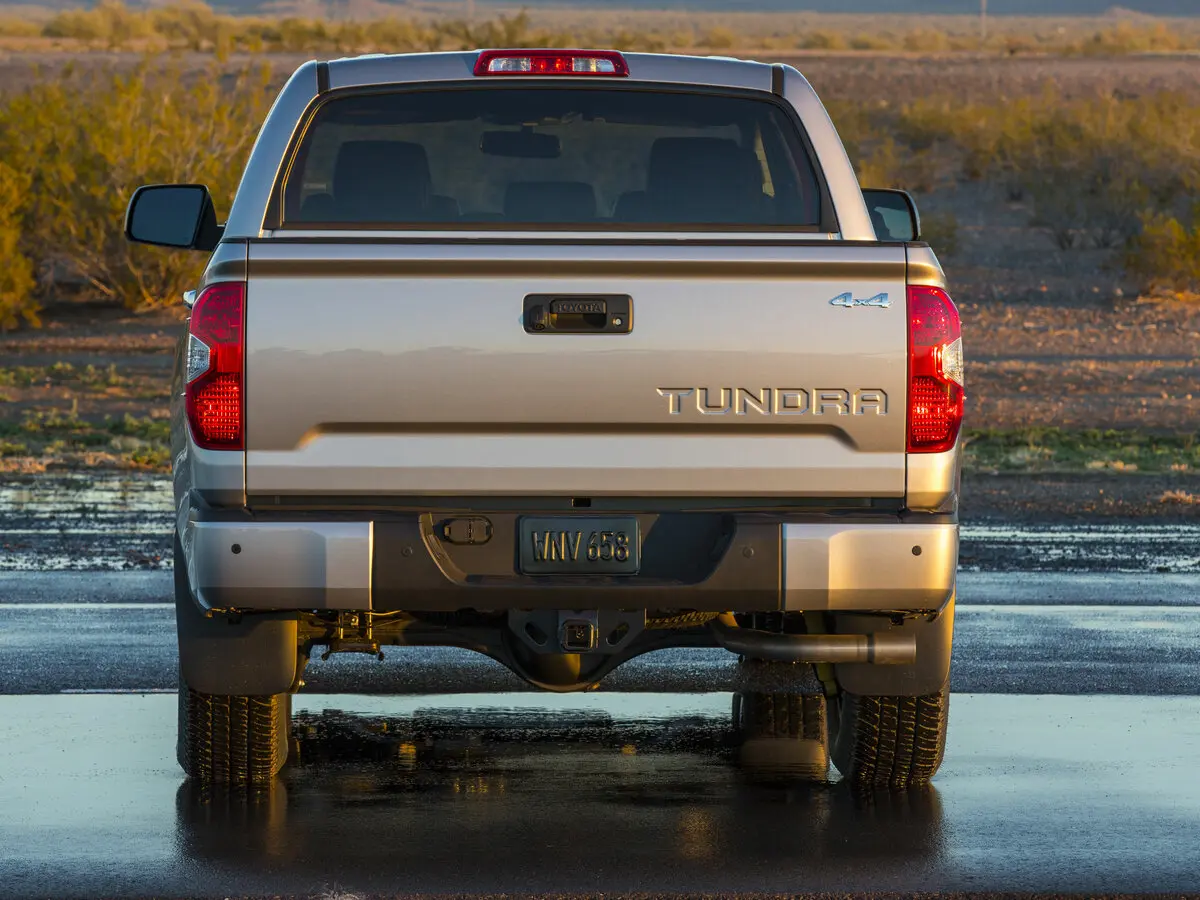 Toyota Tundra II Рестайлинг Пикап Двойная кабина CrewMax — photo 4