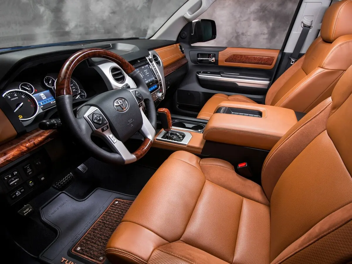 Toyota Tundra II Рестайлинг Пикап Двойная кабина CrewMax — photo 8