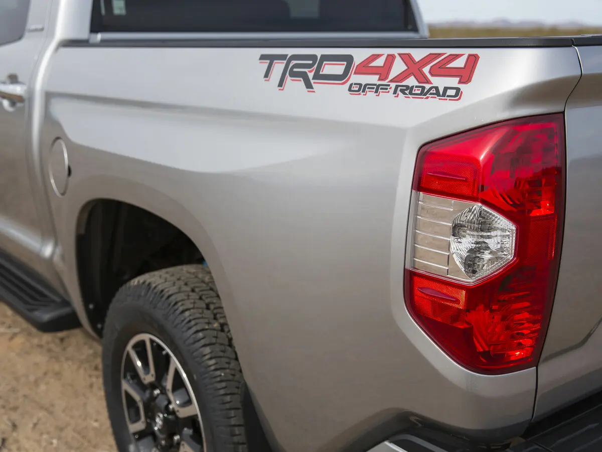 Toyota Tundra II Рестайлинг Пикап Двойная кабина CrewMax — photo 14