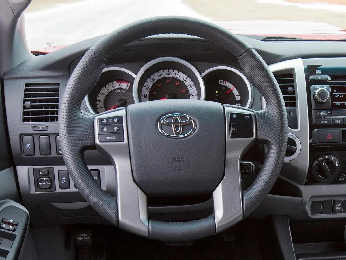 Toyota Tacoma II Рестайлинг Пикап Двойная кабина — photo 8