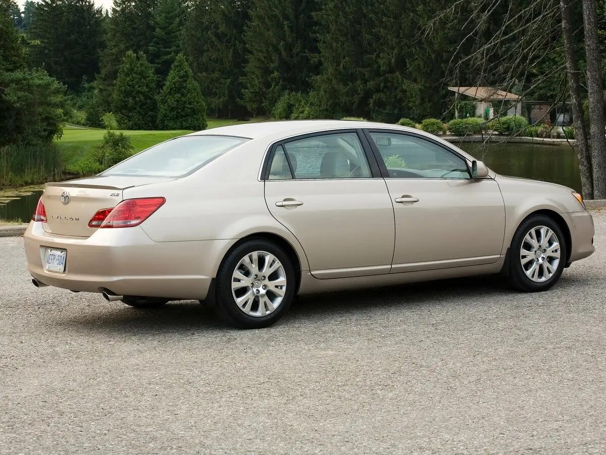 Toyota Avalon III Рестайлинг Седан — фото 5