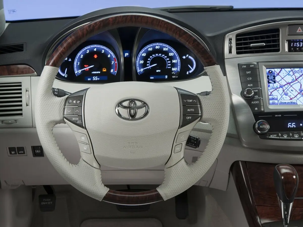 Toyota Avalon III Рестайлинг 2 Седан — фото 8