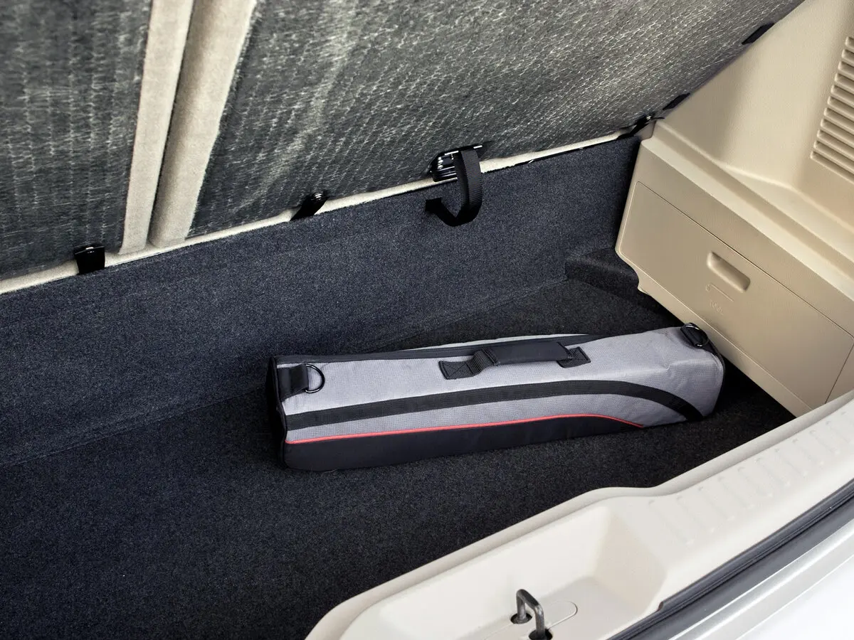 Nissan Quest IV Минивэн — photo 9
