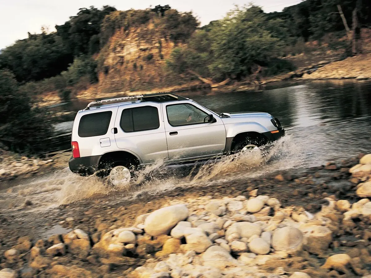 Nissan Xterra I Рестайлинг Внедорожник 5 дв. — сүрөт 2