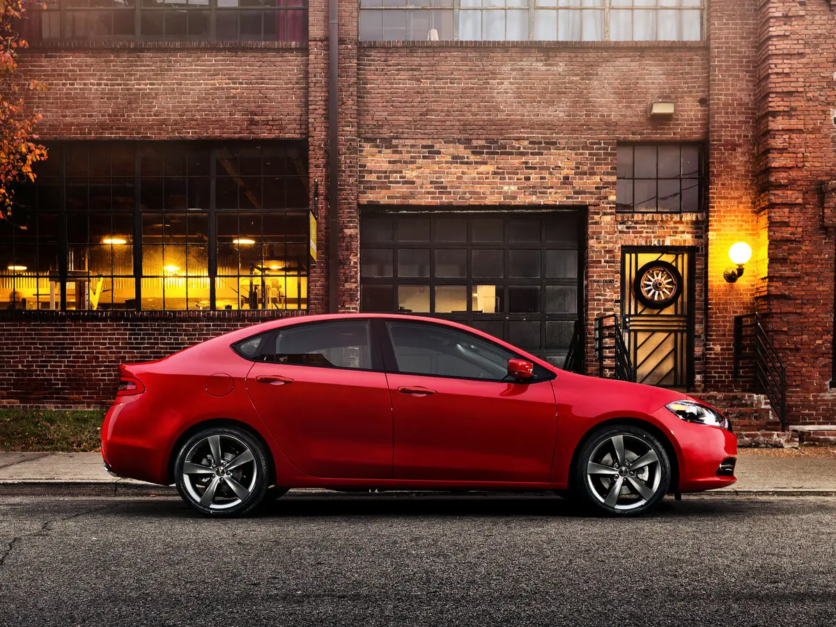 Dodge Dart PF Седан — сүрөт 2
