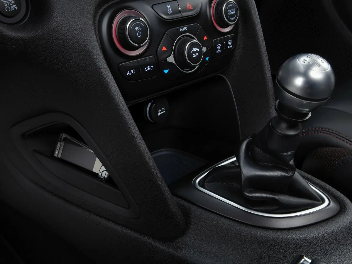 Dodge Dart PF Седан — сүрөт 11
