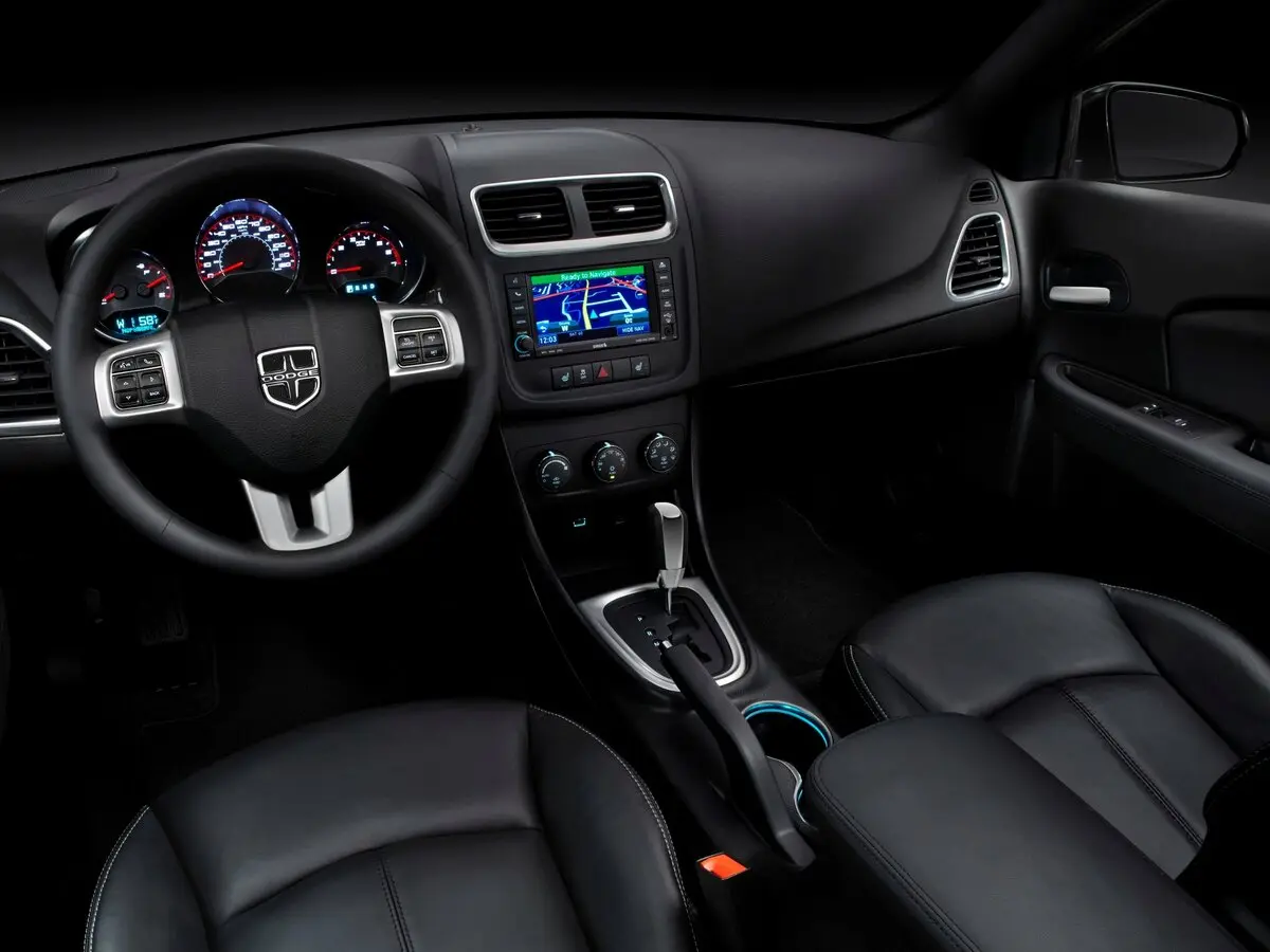 Dodge Avenger II Рестайлинг Седан — сүрөт 5