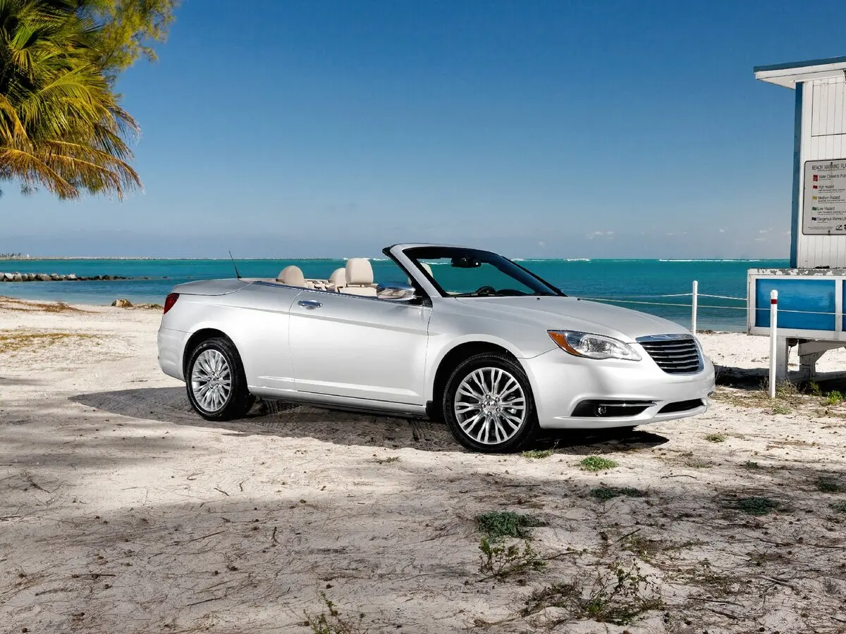 Chrysler 200 I Кабриолет — photo 2