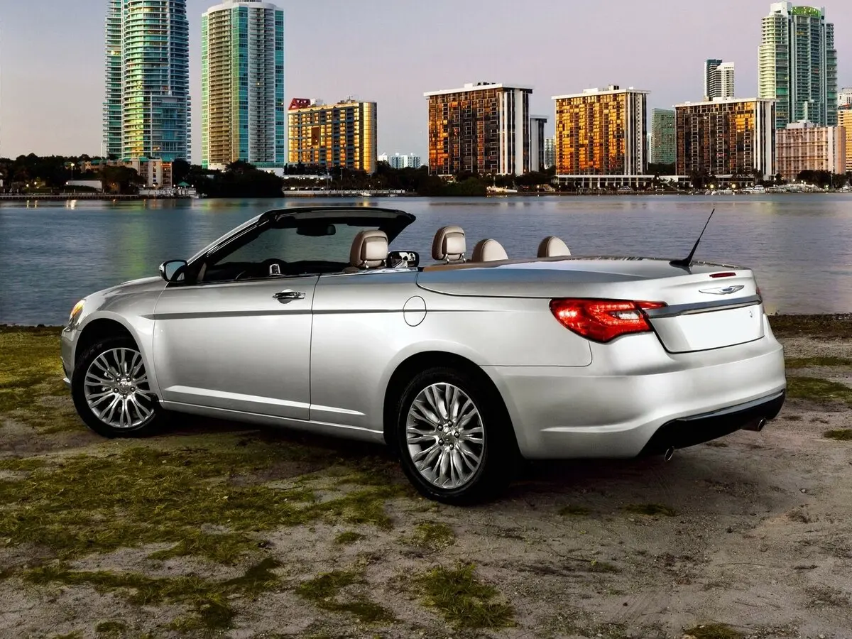 Chrysler 200 I Кабриолет — photo 5