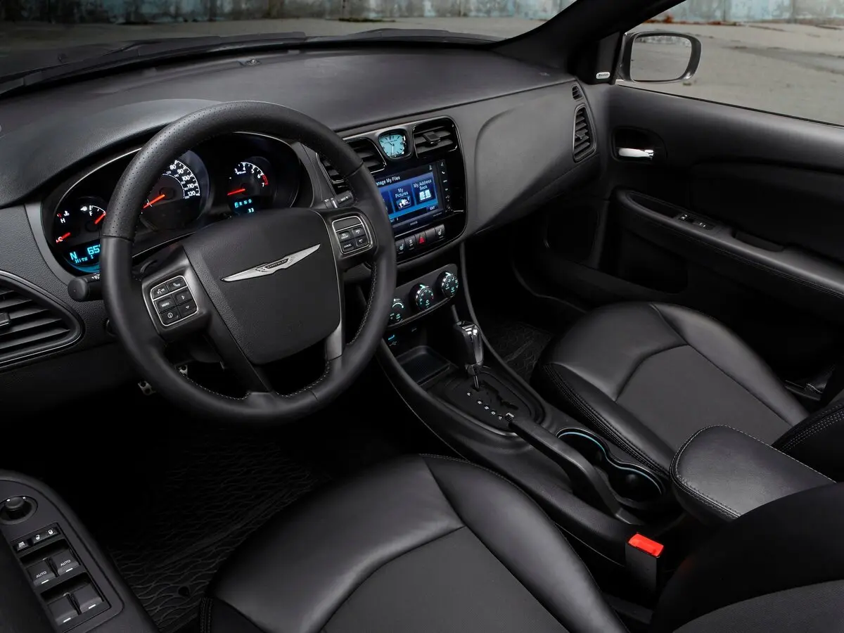 Chrysler 200 I Седан — сүрөт 6