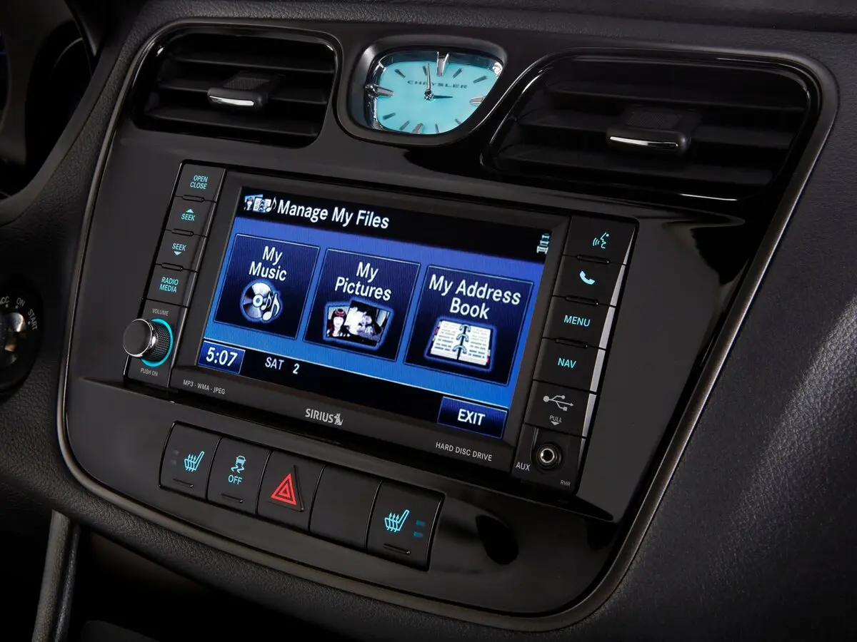 Chrysler 200 I Седан — сүрөт 12