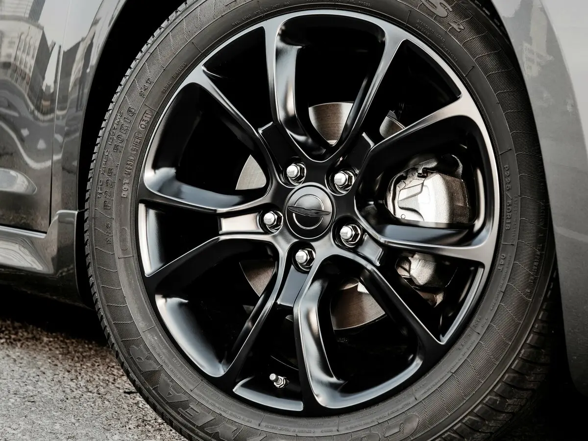 Chrysler 200 I Седан — сүрөт 13