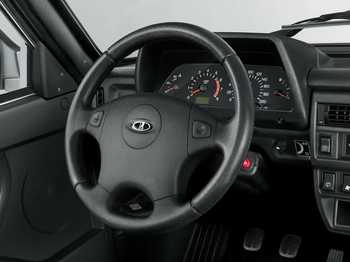 Lada (ВАЗ) 2121 (4x4) I Рестайлинг Внедорожник 3 дв. Urban — сүрөт 8