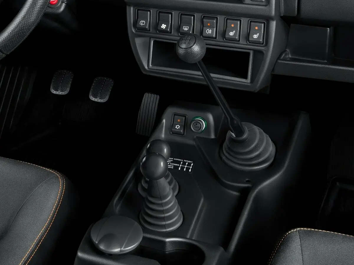Lada (ВАЗ) 2121 (4x4) I Рестайлинг Внедорожник 3 дв. Urban — сүрөт 9