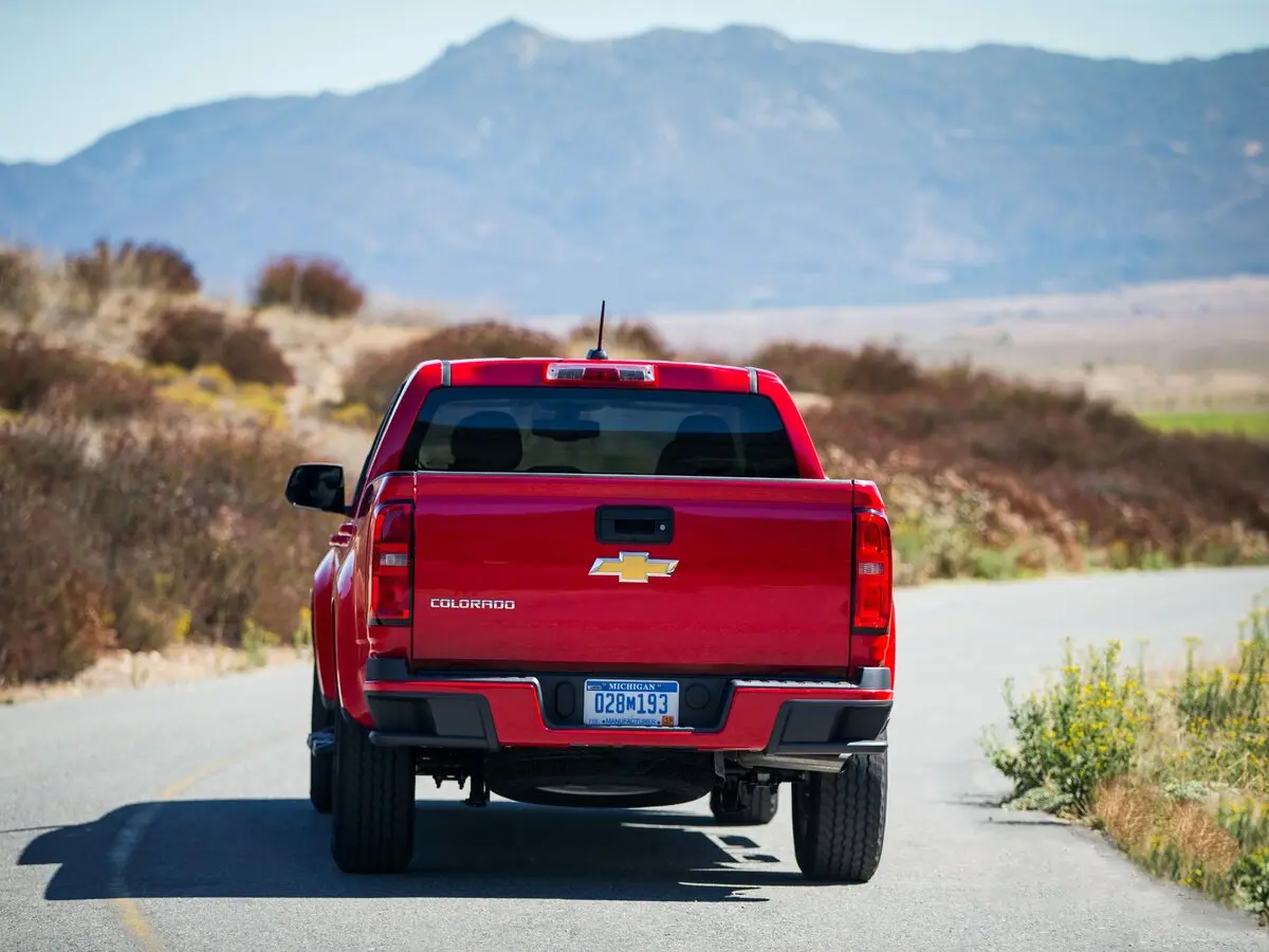 Chevrolet Colorado II Пикап Двойная кабина Crew Cab — сүрөт 4