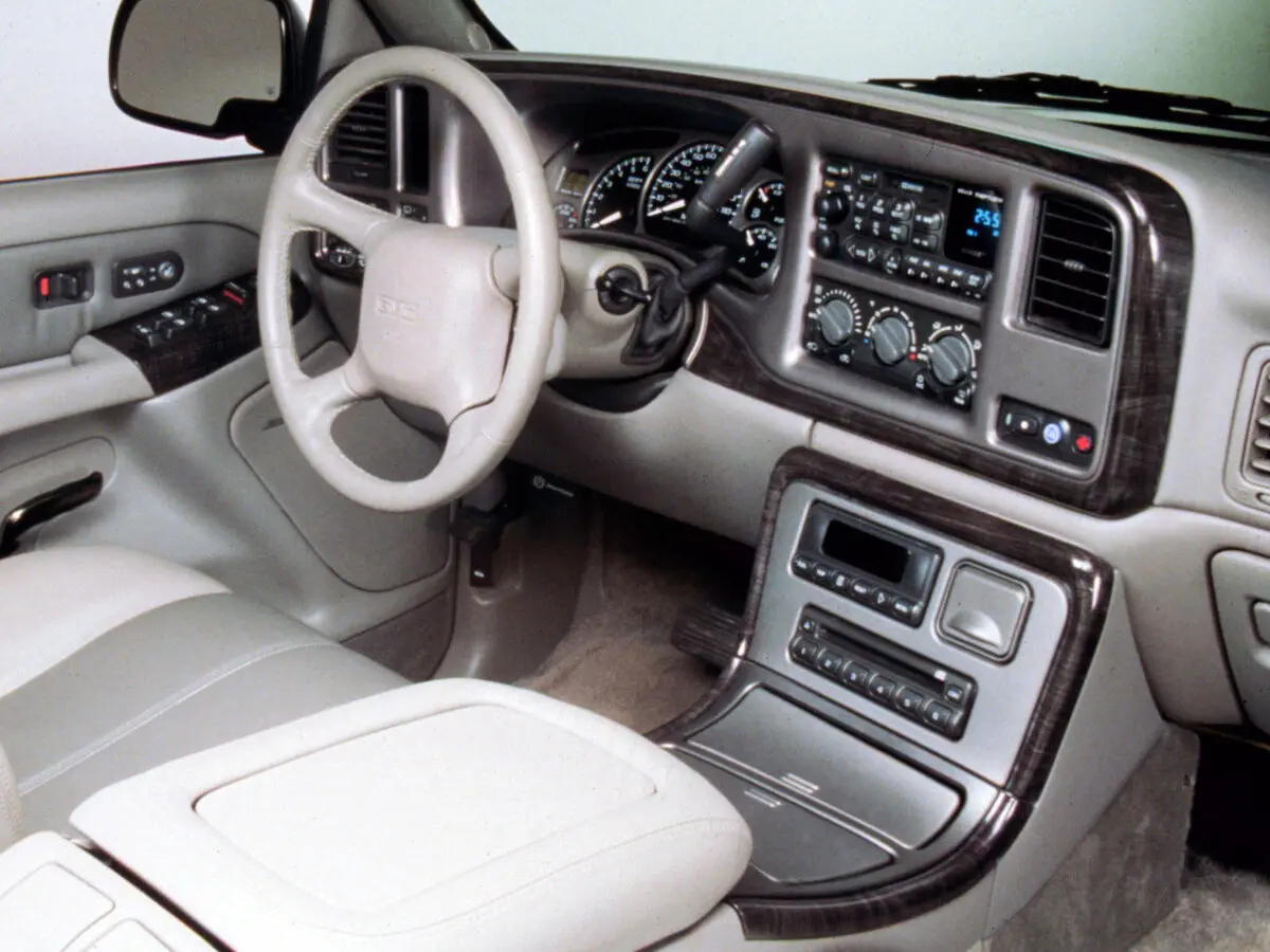 GMC Yukon I (GMT400) Внедорожник 5 дв. — 照片 6