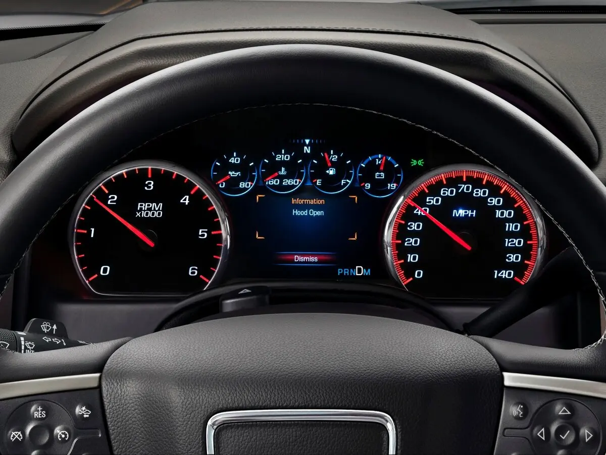 GMC Yukon IV (GMT K2UG) Внедорожник 5 дв. — 照片 8