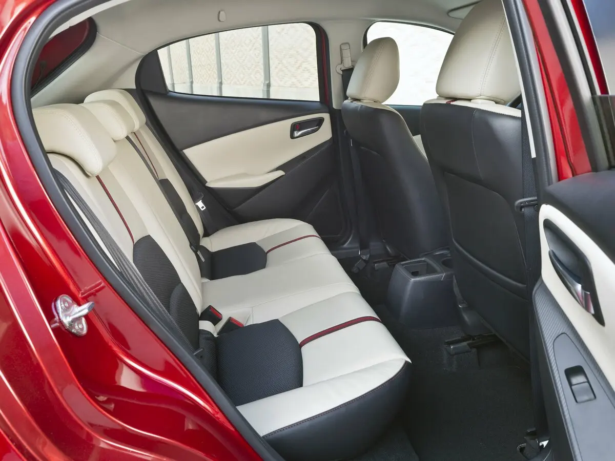 Mazda 2 III (DJ) Хэтчбек 5 дв. — сүрөт 11