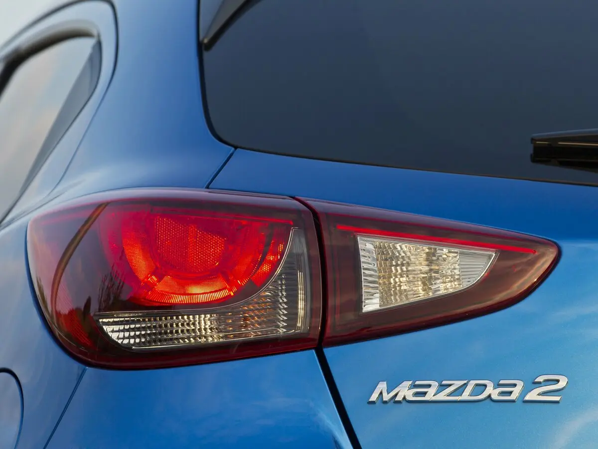 Mazda 2 III (DJ) Хэтчбек 5 дв. — сүрөт 17