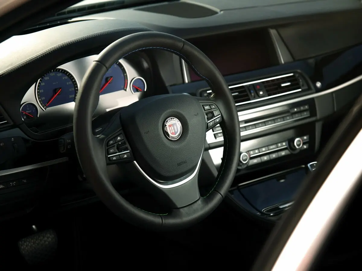 Alpina D5 F10/F11 Restyling Универсал 5 дв. — photo 7