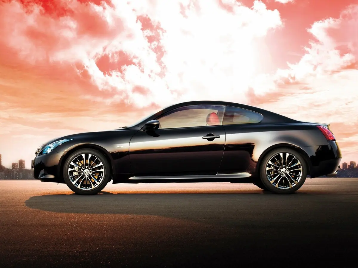 Nissan Skyline XII (V36) Рестайлинг Купе — сүрөт 2